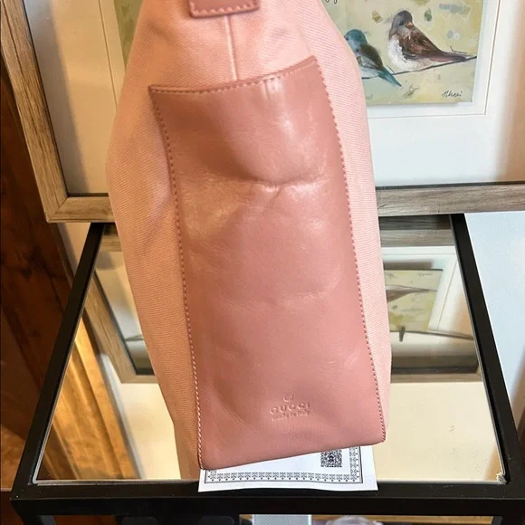 Gucci Pink Shoulder Bag - Picture 7 of 16